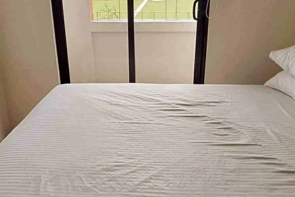 Dreamy 2Br Condo, With A Golf Course View Себу Экстерьер фото